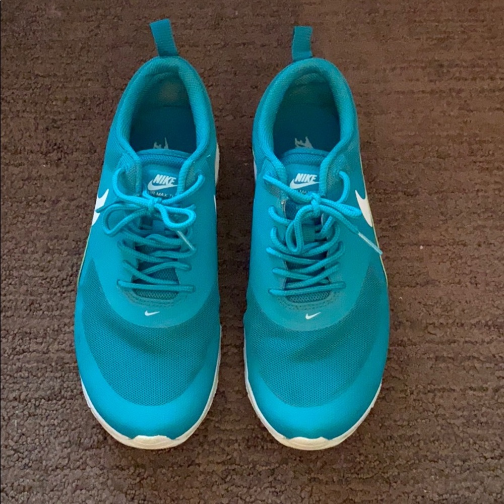 Nike Thea shoes